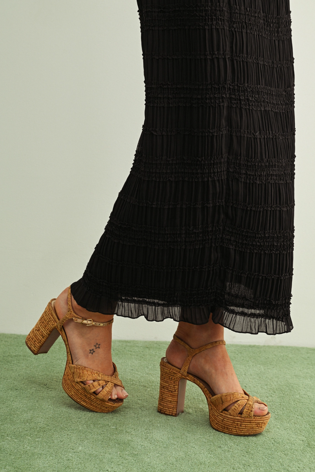 Chiffon Panel Detail Skirt - Black