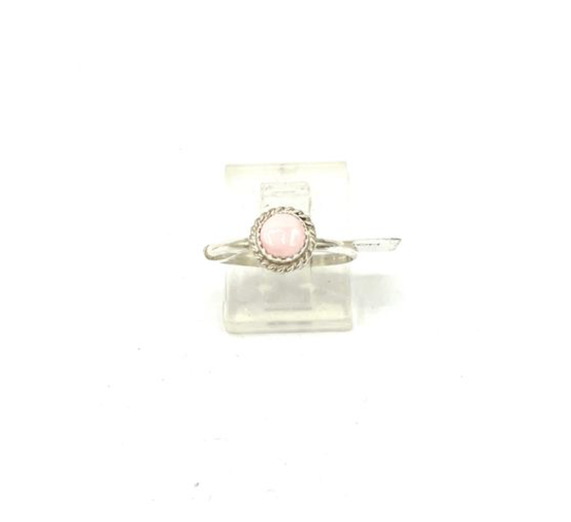 Navajo Handmade Pink Conch Ring - Esther White