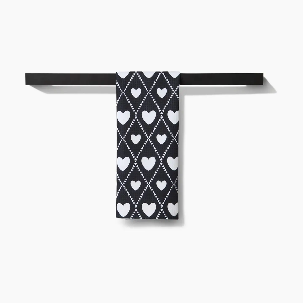 Onyx Love Lattice Luxe Hand Towel