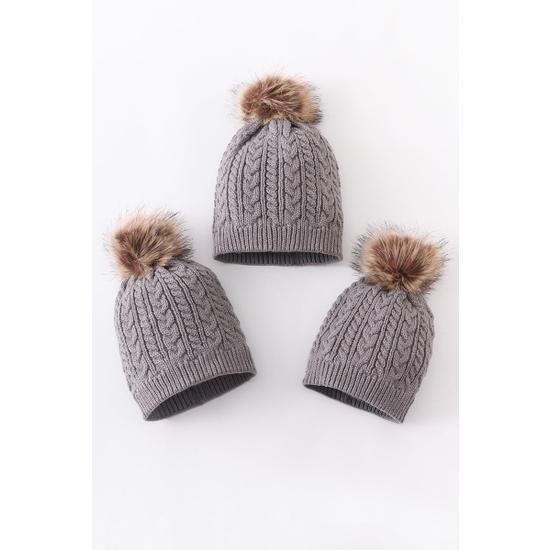GREY CABLE KNIT POM POM BEANIE