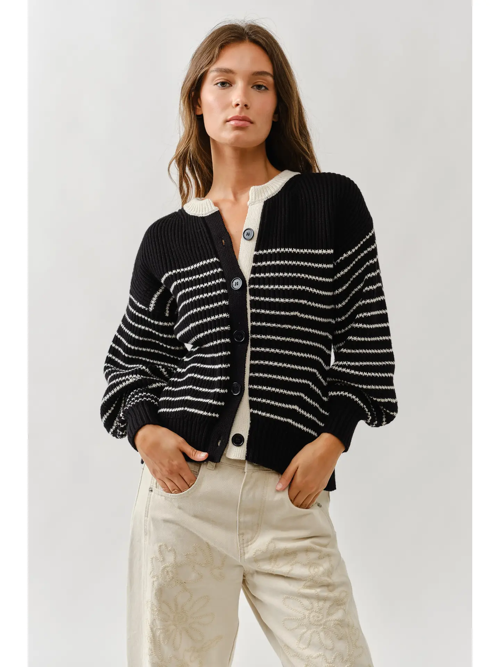 Voluminous Sleeve Stripe Cardigan - BLACK / CREAM