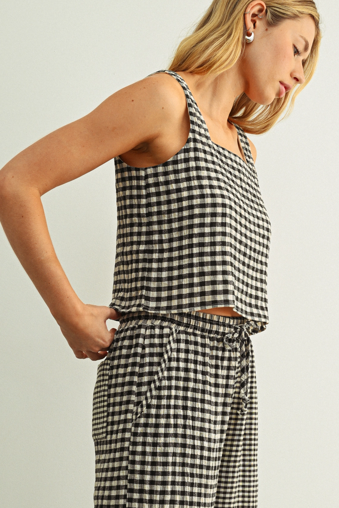 Gingham Square Neck Sleeveless Top - Black/Cream