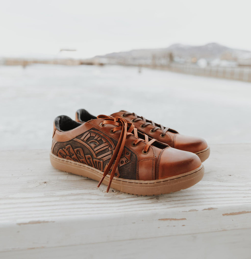 MENS FOOTWEAR AWESOME CASUAL LACE UP SHOE BURNISHED COGNAC LEATHER,  GAMBLER HANDTOOLED INSET