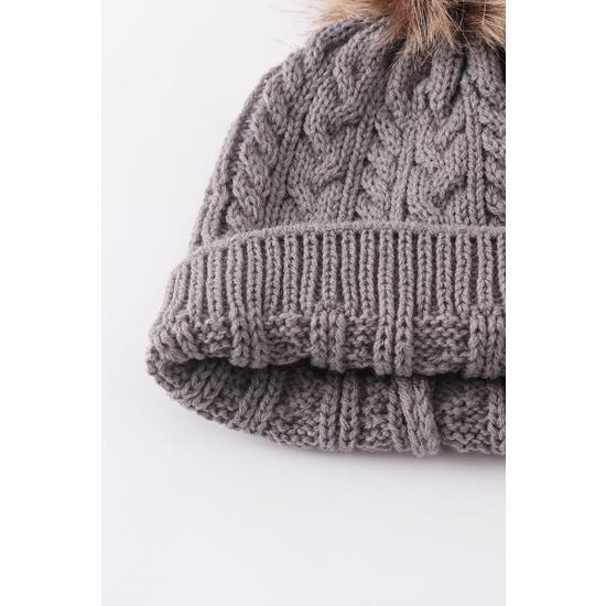 GREY CABLE KNIT POM POM BEANIE