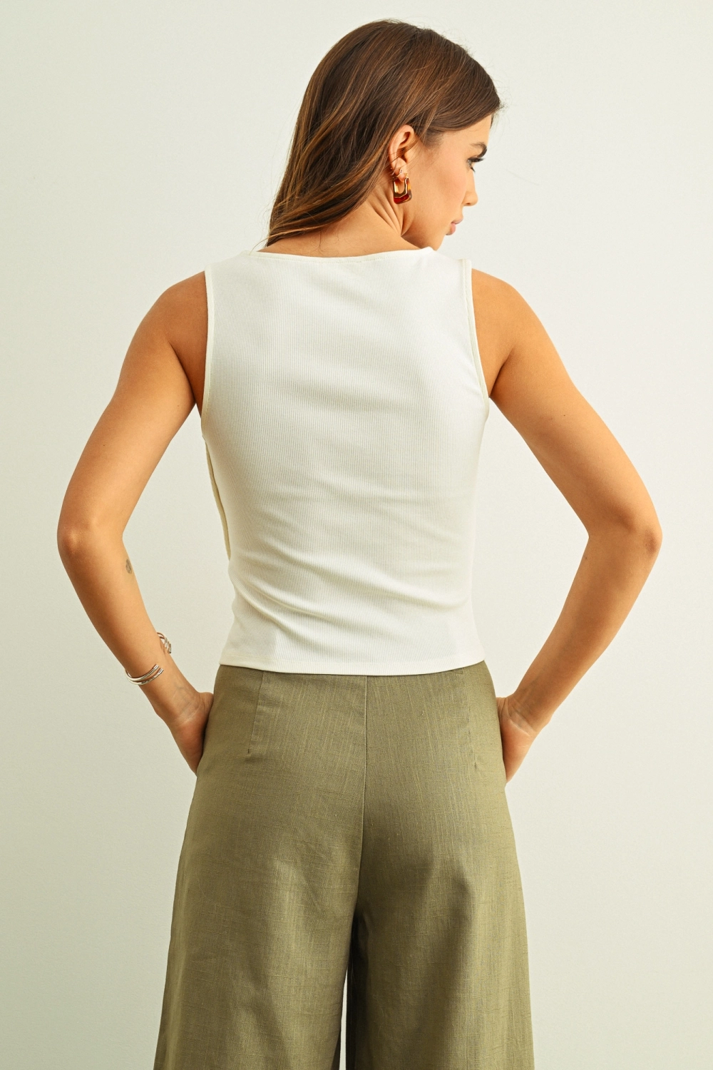Ribbed Button Detail On the Side Top - White