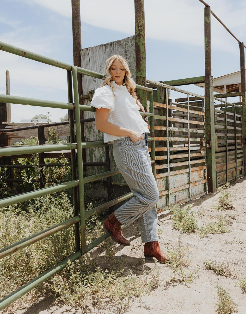 Striped Pattern Washed Barrel Pants with Belt - Blue