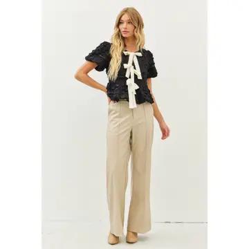 Bubble Babydoll Blouse with Textured Fabric and Contrast Bow - Black