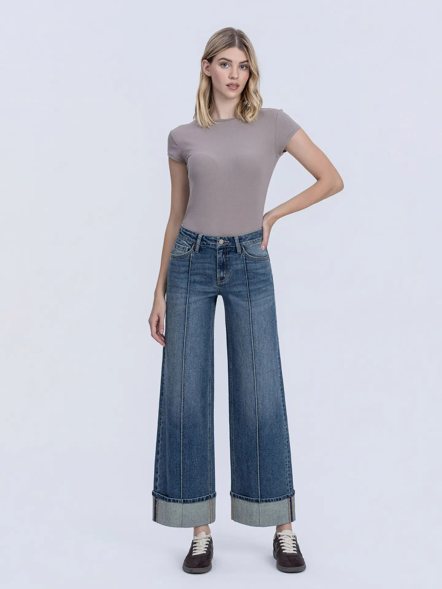 Mid Rise Pin Tuck Cuffed Baggy Wide Jeans F6323