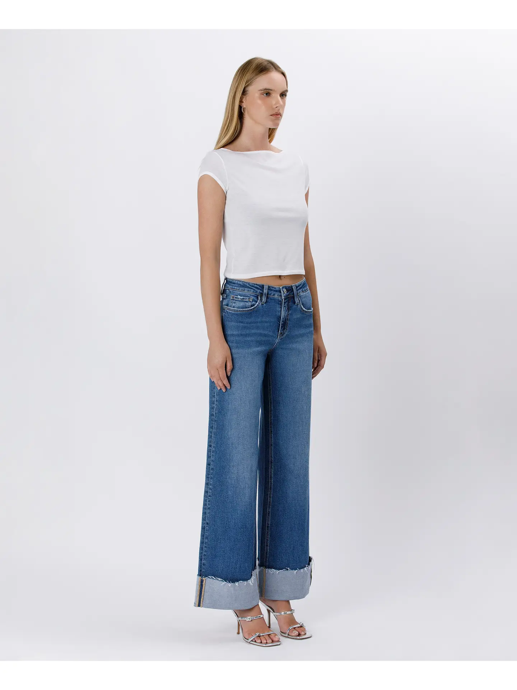 High Rise Cuffed Wide Jeans | REMEDY