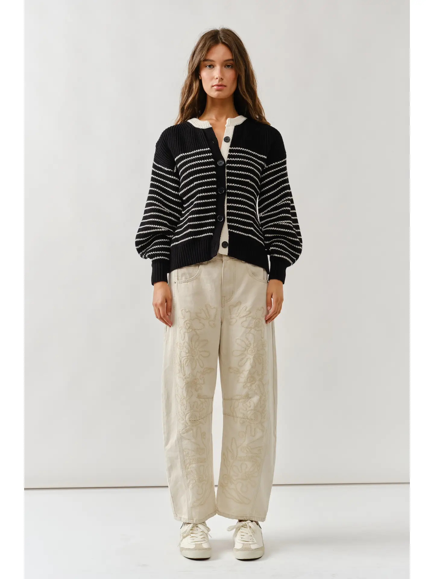 Voluminous Sleeve Stripe Cardigan - BLACK / CREAM