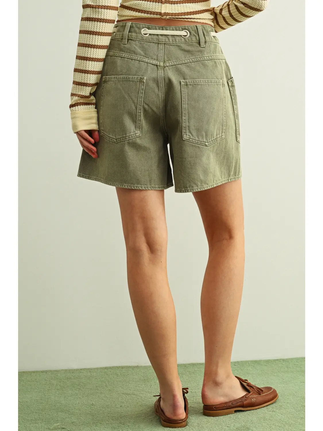 Washed Pocket Front with Tie Belt Shorts - OLIVE