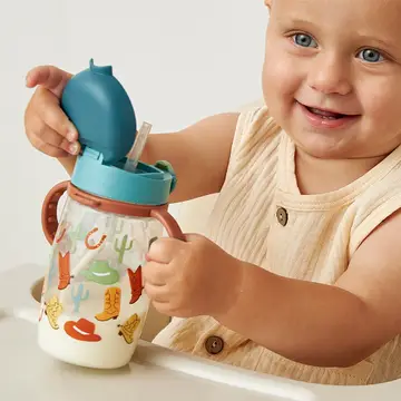 Itzy Sips™ - Straw Cup with Snap-Close Lid - GIDDY UP