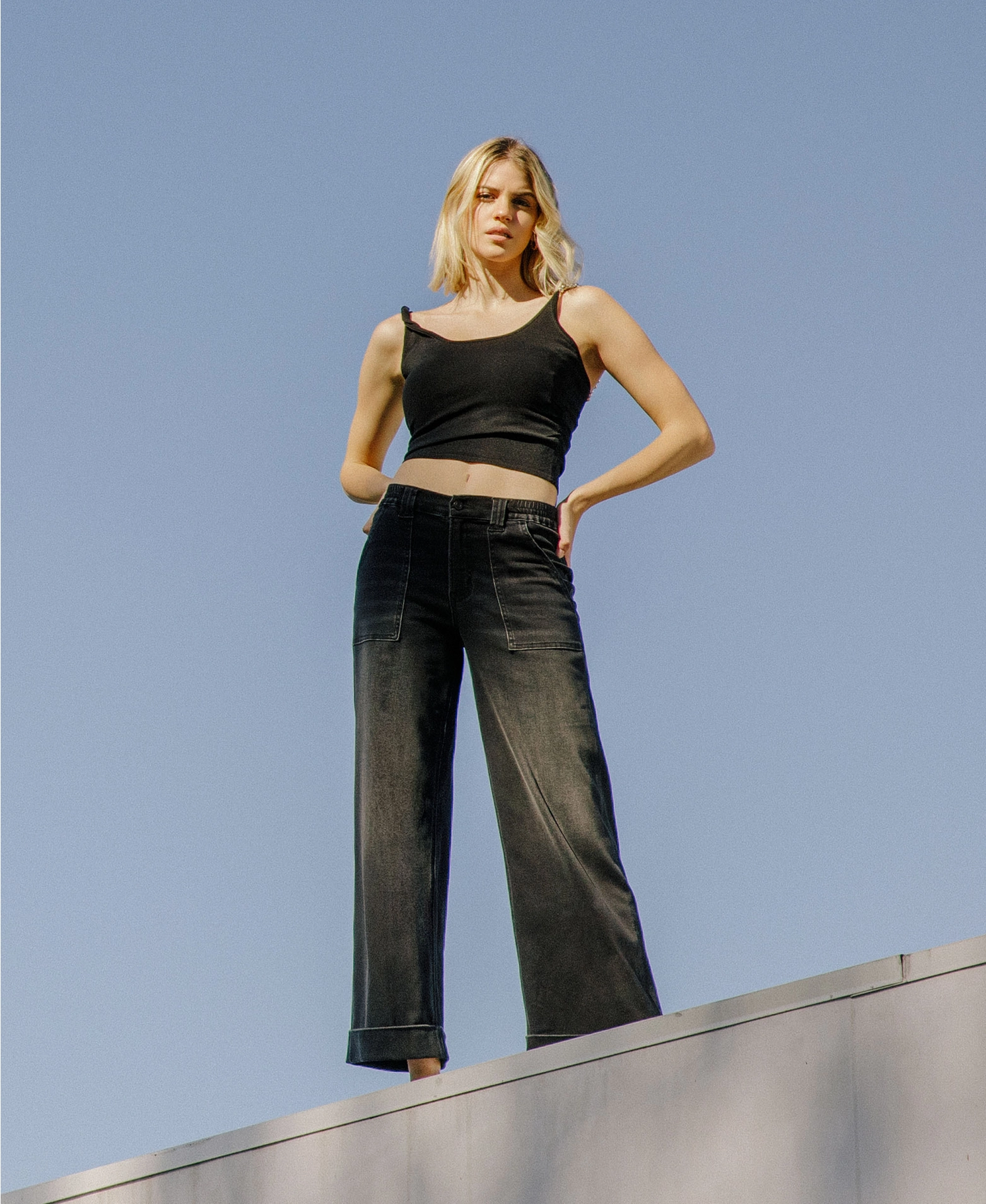 High Rise Cuffed Baggy Wide Jeans - Black