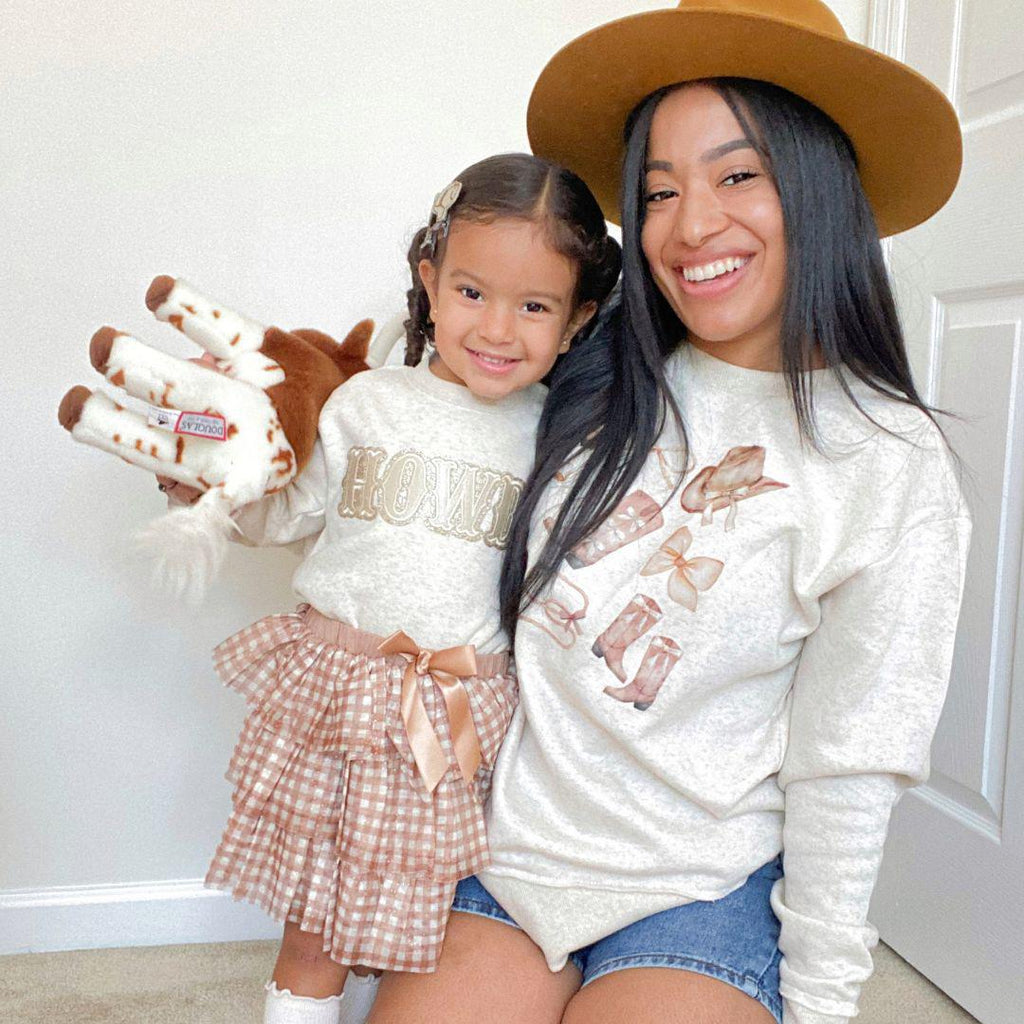 Howdy Patch Sweatshirt - Natural - Western Apparel