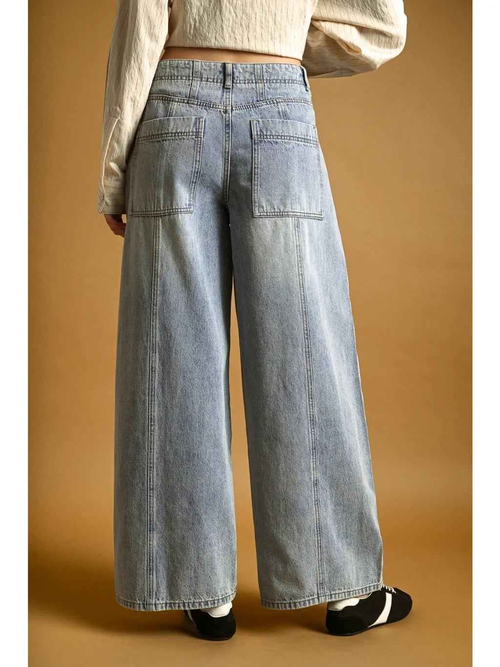 Vintage Wash Wide Leg Paneled Jeans