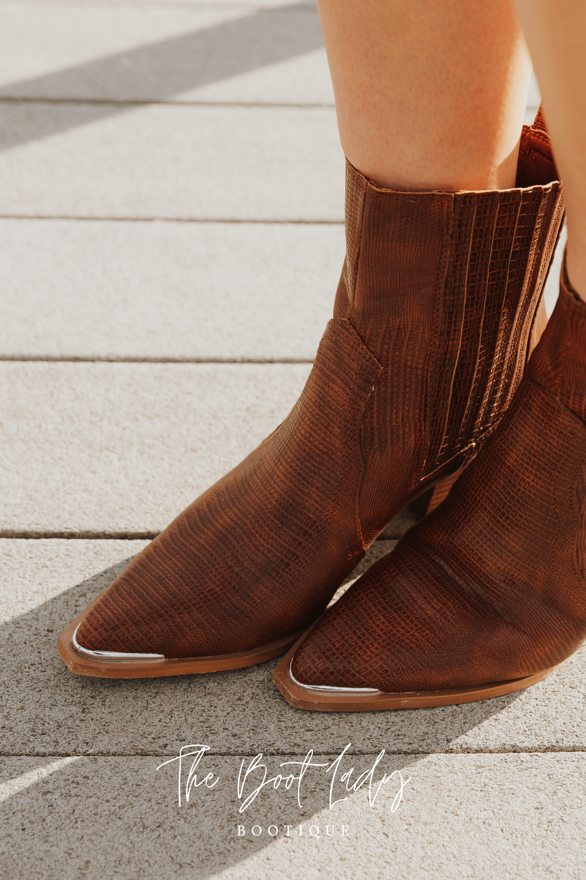 ELEANOR BLOCK HEEL CHELSEA BOOTIES - LIZARD BROWN