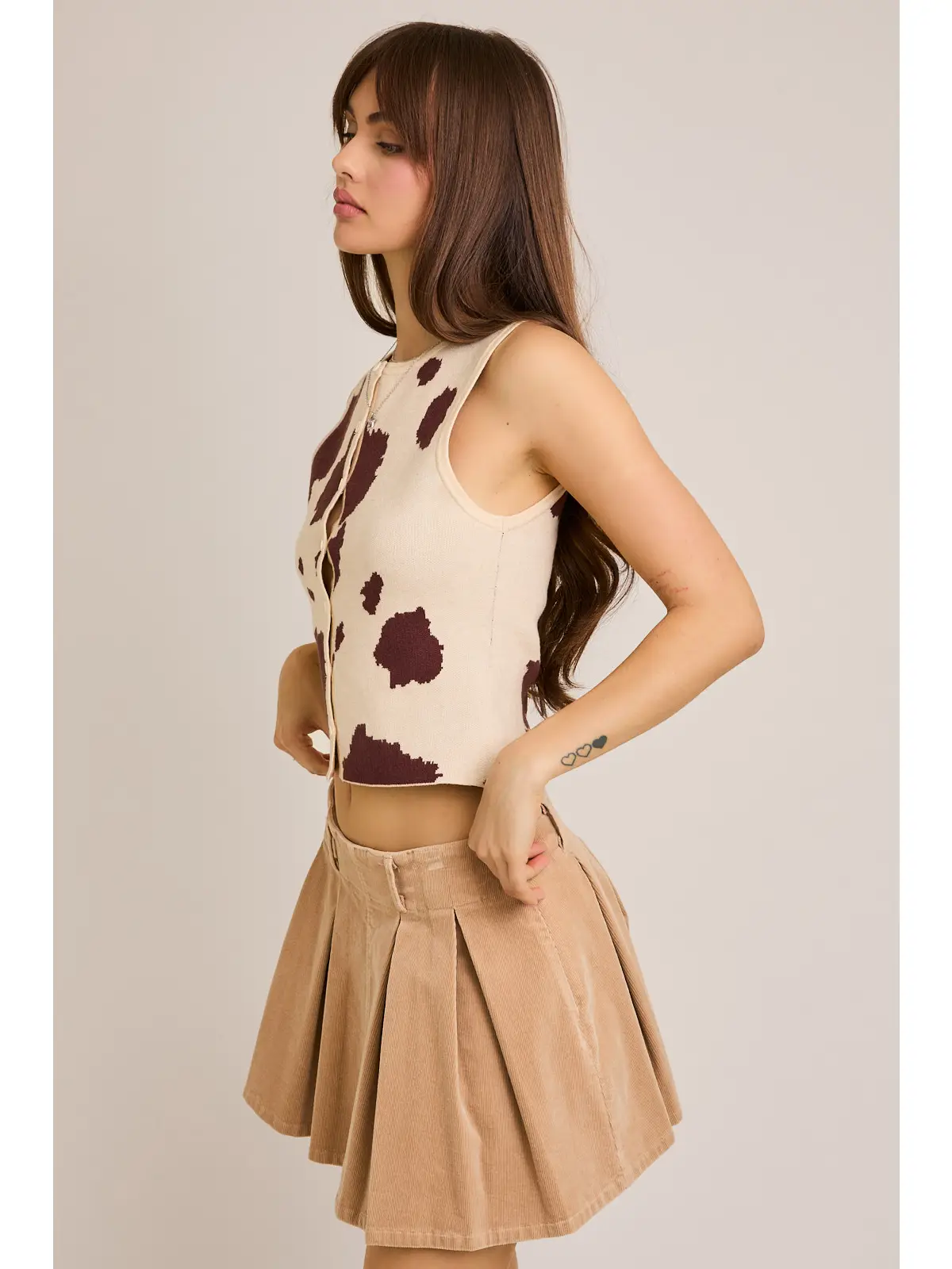 Button Front Sleeveless Sweater Top