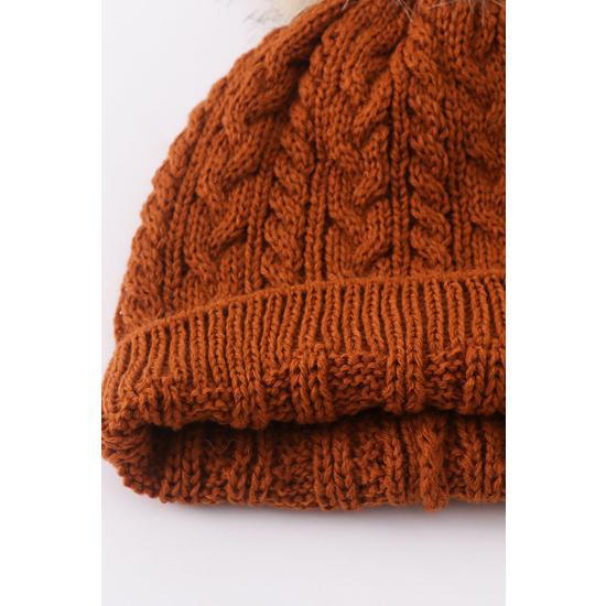CARAMEL CABLE KNIT POM POM BEANIE