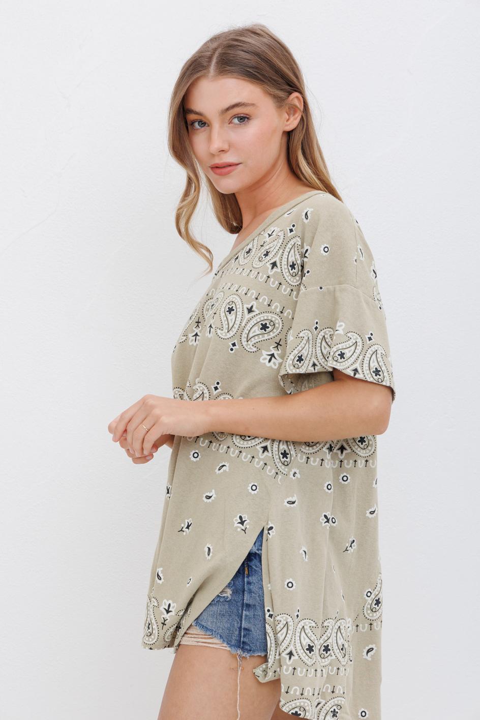 Slit Vintage Bandanna Print Tee Raw Edge Detail - Light Olive