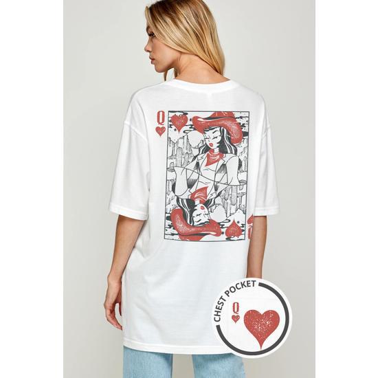 COWGIRL QUEEN CARD CHEST POCKET OVERSIZED WHITE GRAPHIC TEE