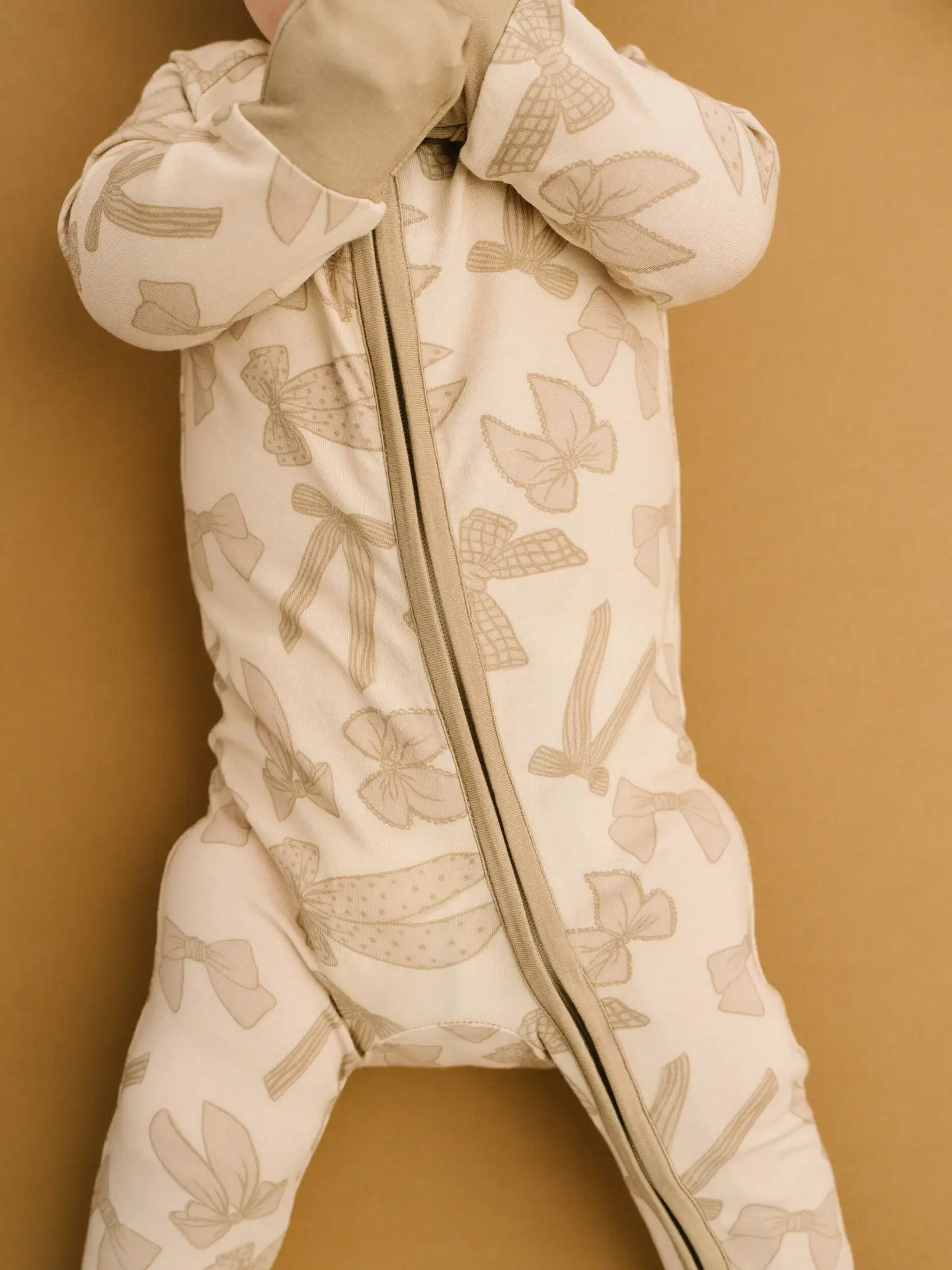 Neutral Bows Bamboo Sleeper