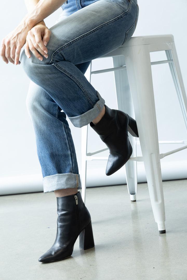 Women's Kimes Brooks Jeans - Mid Wash