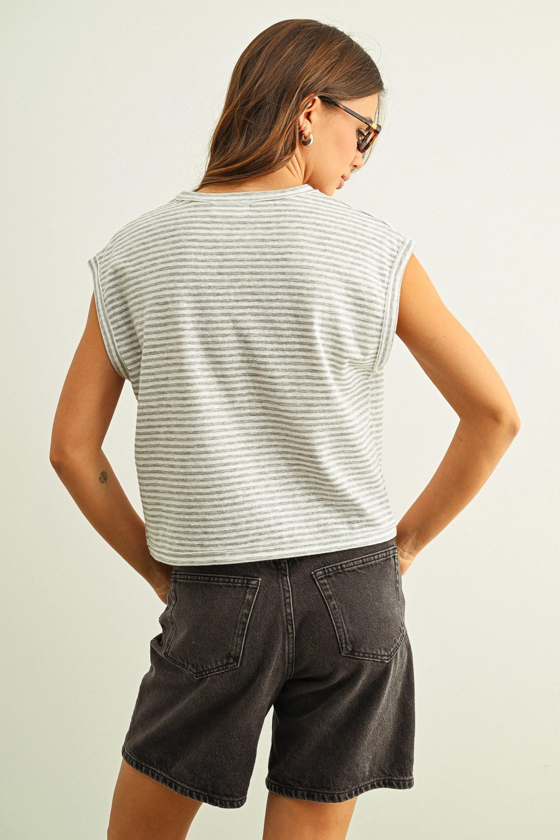 Stripe Pattern Slub Top - White Grey